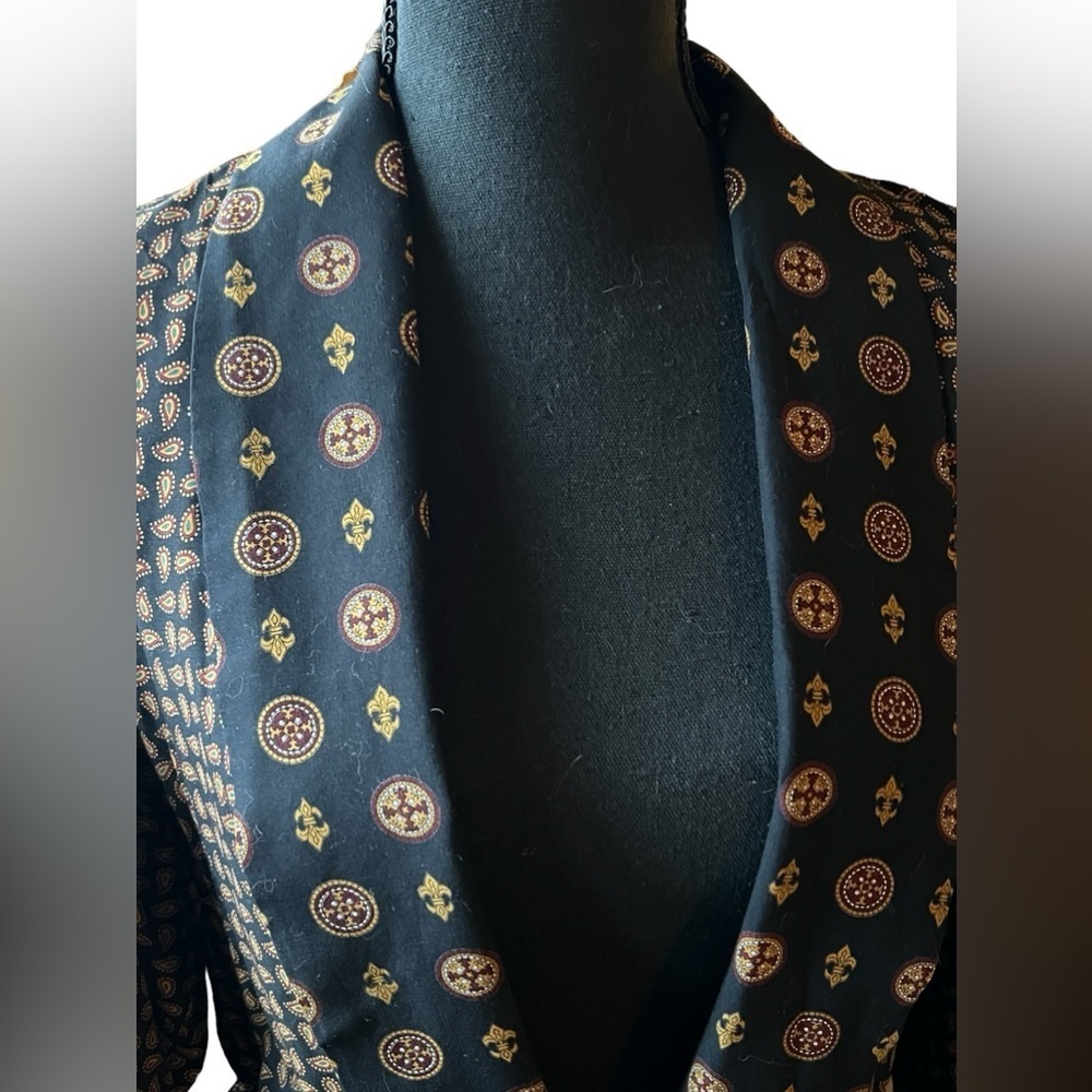 JM Shelli Segal Vintage Smoking Jacket - Picture 4 of 11